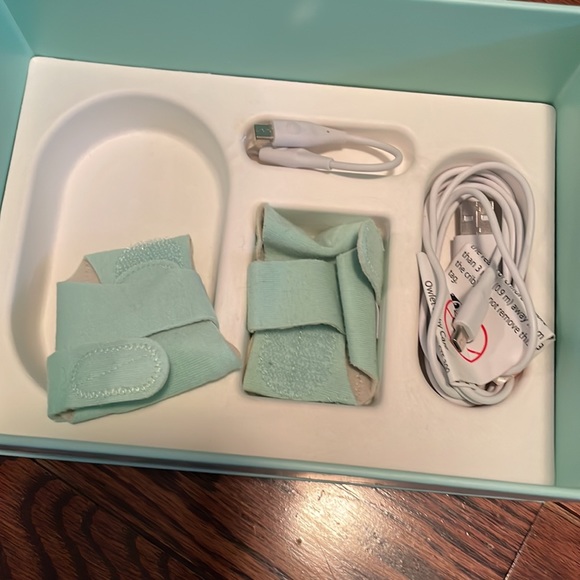 Owlet Smart Sock 2 - Picture 3 of 4